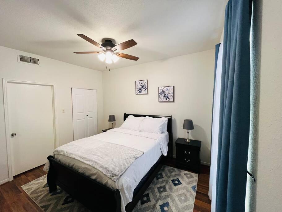 Home Away From Home-Cozy 2 Bdrm Condo/Med Cntr/Nrg Houston Exterior foto