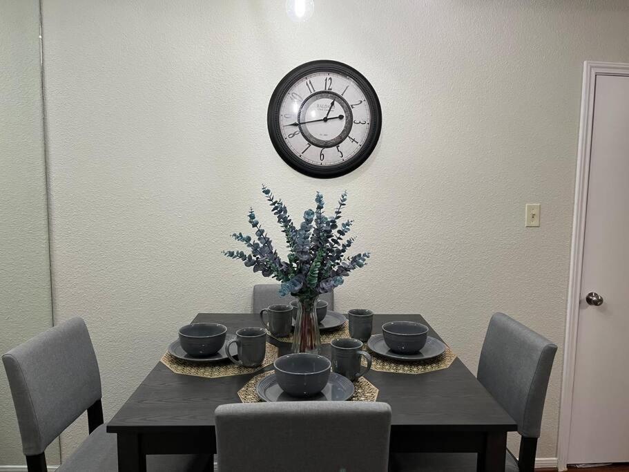 Home Away From Home-Cozy 2 Bdrm Condo/Med Cntr/Nrg Houston Exterior foto