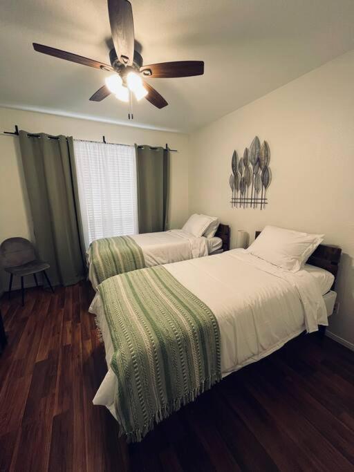 Home Away From Home-Cozy 2 Bdrm Condo/Med Cntr/Nrg Houston Exterior foto